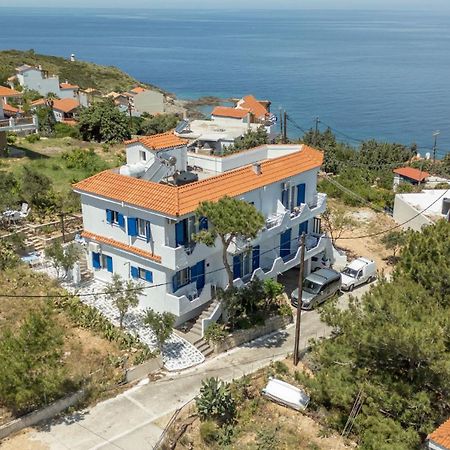 Haris Apartments 3-4 Armenistis  Exterior photo